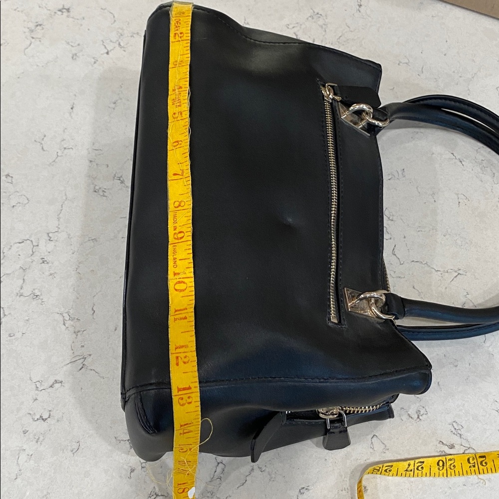 GUESS Black Women's Handbag - Picture 9 of 16